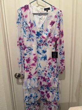 Lulus Floral Ruffle Maxi Dress in White with Pink & Blue Flowers medium nwt